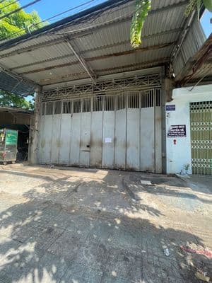 Cho thuê nhà mặt tiền đường tân kỳ tân quý 8x17m cấp 4 thông suốt