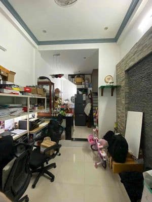 Cho thuê nhà nguyên căn đường Bình Trị Đông- tên lửa