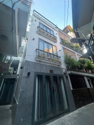 Cho thuê nhà hxh trần huy liệu qpn 3.5x10m trệt 2 lầu 5pn 3wc giá 30tr
