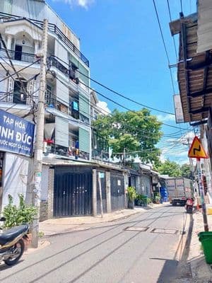 Mặt tiền kinh doanh , khu đông đúc-82m2 –2 tầng btct- aeon tân phú