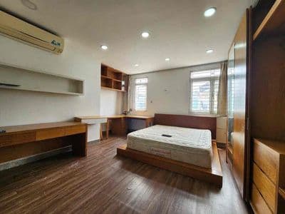 Studio 30m2 Thang Máy full nội thất ngay Nguyễn Trọng Tuyễn, Phú Nhuận