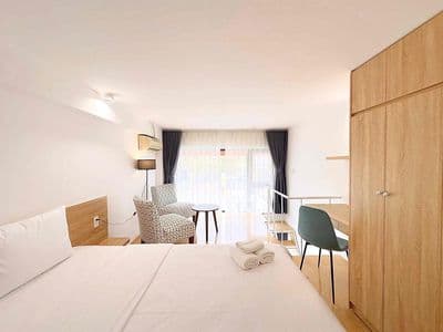 Duplex có sân vườn full nội thất đậu được ô tô