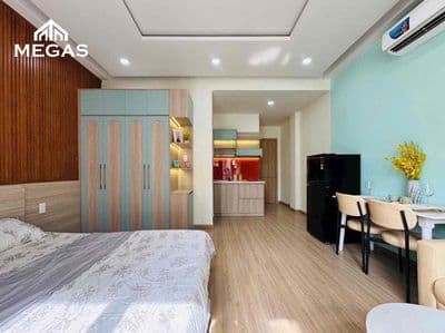 Căn hộ studio - full nội thất - ban công mới xây ngay quang trung