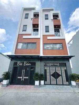 Nhà mới 4 tầng tỉnh lộ 10- hẻm tải cách aeon 10p
