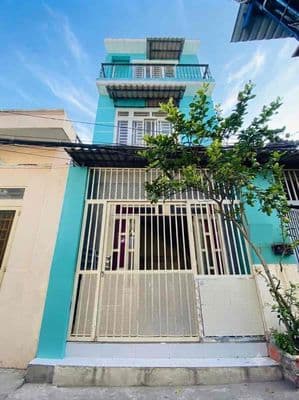 Quận 7 – BÙI VĂN BA - 3 Tỷ 450 - Nhà 3 Tầng- Ngang 4,2m - Hẻm 2,5m