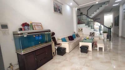 Mặt tiền nguyễn văn huề 3 tầng kinh doanh tốt chỉ 7,3 tỷ
