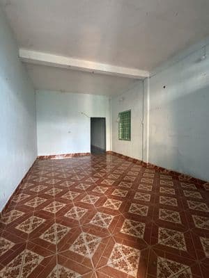 Nhà 1 trệt 1 lầu 4PN rộng rãi hẻm oto QL1K gần cầu vượt Linh Xuân
