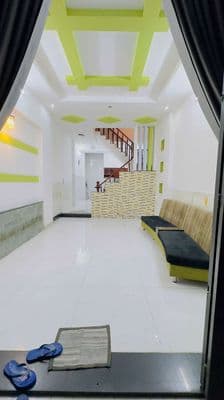 nhà mới 3pn 4wc ,lâm thi hố ,ôtô đậu trong nhà