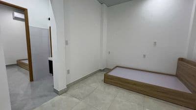 Cho thuê căn hộ 1PN riêng, có giường ngoài, Hoàng Thúc Trâm, Hải Châu