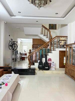 *** 1 căn 3 tầng, lõi phố Tây An Thượng, biển Mỹ Khê, Đà Nẵng.