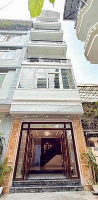 Ô tô đỗ cổng Trương Định, ngõ nông thông, lô góc, 57m*5T. 8,3 tỷ.