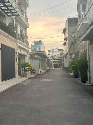 Cho thuê Nhà nguyên Căn dài Hạn uỷ ban phường Thạnh Xuân