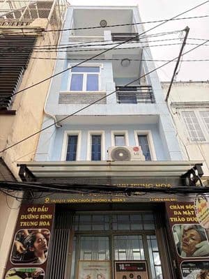 Cho thuê nhà nguyên căn Đường Vườn Chuối P4 Quận 3
