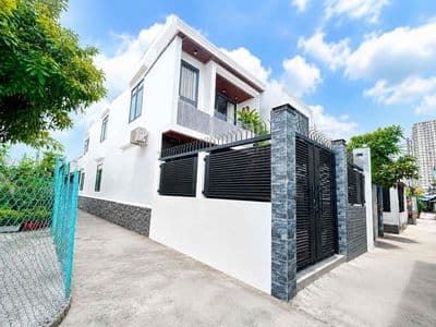 Bán nhà góc 2 mặt tiền- hẻm 1716 huỳnh tấn phát- thị trấn nhà bè.