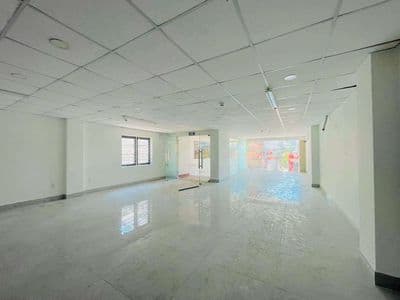 Toà nhà 5 tầng, 140m2, ngang 7m đường núi thành, kinh doanh sầm uất