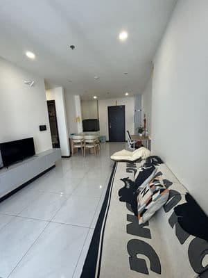 Bán 1pn 1wc 53m2 toà a chung cư skyview full nội thất 1,85 tỷ