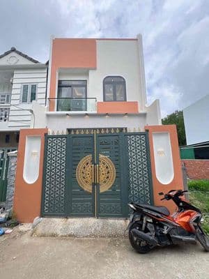 Lộ otô- nhà lầu mới 3 phòngngủ kdc dầu khí ngang bệnh viện nhi đồng ct
