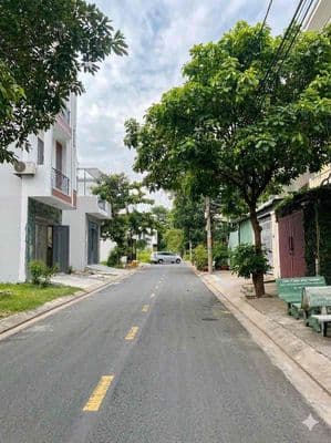 Chính chủ bán nhà mặt tiền kdc phú lợi-phạm thế hiển quận 8