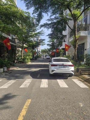Nhà 2 lầu full nội thất tx25 khu vip đường 7m