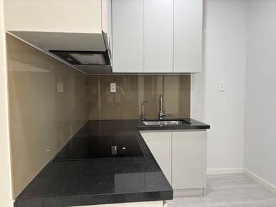 Cho thuê căn hộ 2PN, 2WC Trung tâm Bcons City, Giá 6tr5/tháng