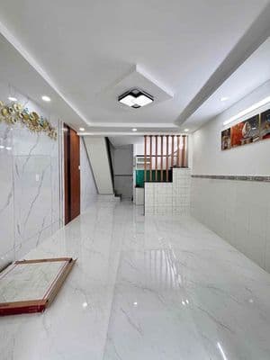 1 căn ra mặt tiền- 2 tầng 68m2 nhà mới đẹp ở ngay