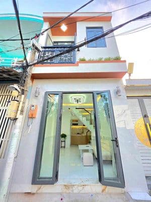1 tỷ 330tr, nhà 1 lầu , mới xây đường trước nhà 6 m