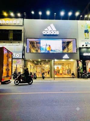 Nhà mặt tiền hai bà trưng quận 3, trệt 3 lầu ngang mặt tiền 9m