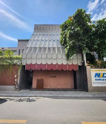 Cho Thuê Nhà MT Đặng Dung 8x25 Trệt 3 Lầu Suốt P.Tân Định Quận 1
