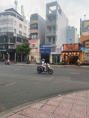 Nhà mặt tiền kinh doanh phan văn trị 7 tầng