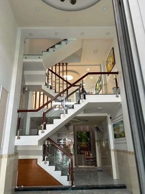 Nhà mới về ở liền có nội thất cơ bản