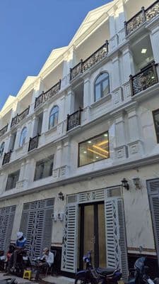 Nhà mới compound quận 8