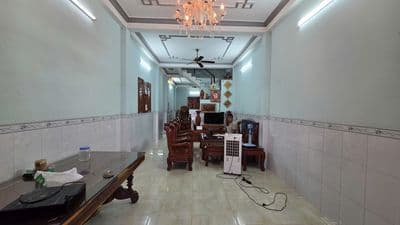 Nhà lầu DT 4x25 (3pn + sân xe hơi) hẻm Nguyễn Thị Sáu, gần chợ Đại Hải