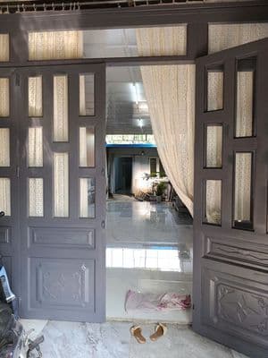 nhà mặt tiền đường 42