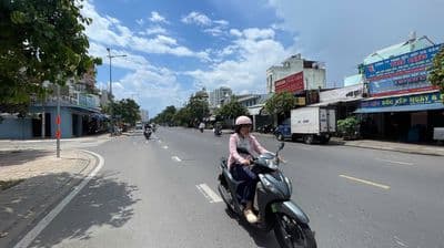 cho thuê nhà MT tô hiệu 5x15 trệt có gác lửng