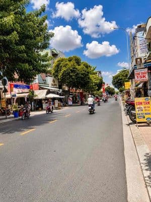 Mặt tiền kinh doanh 20m - lề 5m - kế chợ tân hương, aeon tân phú - 80m