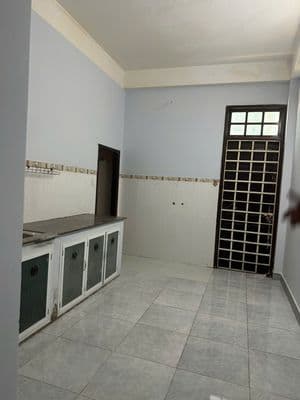 Cho thuê tầng 1 đường hoàng kế viêm- gần châu thị vĩnh tế