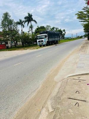Lô đất 132 m2 thổ cư ô tô tận nơi - triệu phong chỉ 850 triệu