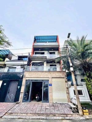 Cho thuê biệt thự đẹp - thang náy- 4pn- 35 triệu- full nội thất