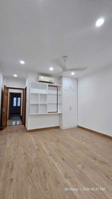 nhà 5 PHÒNG NGỦ 4X15 ĐƯỜNG 3/2. HẺM xe hơi