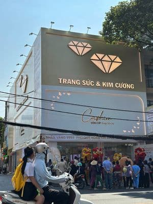 Cho thuê nhà 3 tầng – 2 mặt tiền trần hưng đạo, cần thơ | 120 triệu