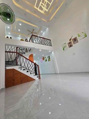 Cho Thuê Nhà Hẻm 5m (4,5x14,5m) 1Lửng 2PN.2WC Thống Nhất 11,5tr