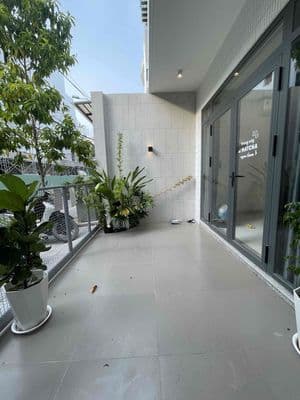 Căn 2PN Full nt 100m2 Đậu Xe Hơi P13 BT
