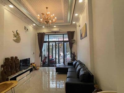 Cho thuê nhà đẹp 4 tầng hxh huỳnh tấn phát - giá chỉ 20tr/tl