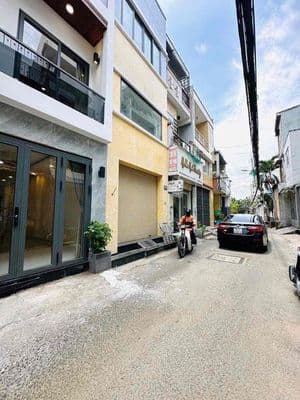 Lên sóng siêu phẩm 2 mặt tiền kinh doanh buôn bán 551/Phan Văn Trị