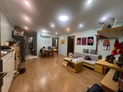 Chính chủ bán CH Star Tower Khương Trung 73m2 2PN, căn góc, tầng trung