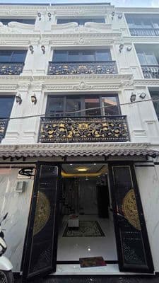 Nhà phố liền kề -hẽm xe hơi -thông ra phạm văn đồng