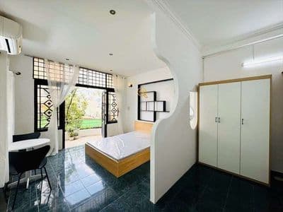 Studio Ban Công Riêng | Thiết Kế Xa Bếp | Gần Công Viên Gia Định