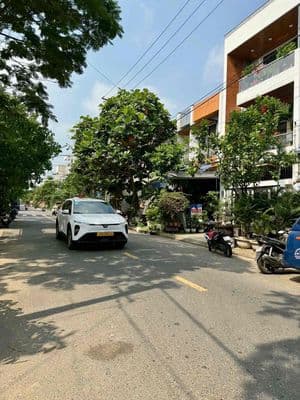 Cần bán lô MT đường 7m5 Hoà Phú 9, Hoà Minh, gần công viên trường học