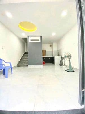 Cho thuê nguyên căn hẻm xe hơi lê trực 3pn 14 triệu
