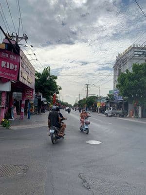Bán nhà cấp 4 150m2 đường 22/12 trung tâm p An Phú hẻm xe hơi nhỏ